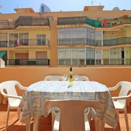 Sleeps 5 Air Con Wifi شقة *